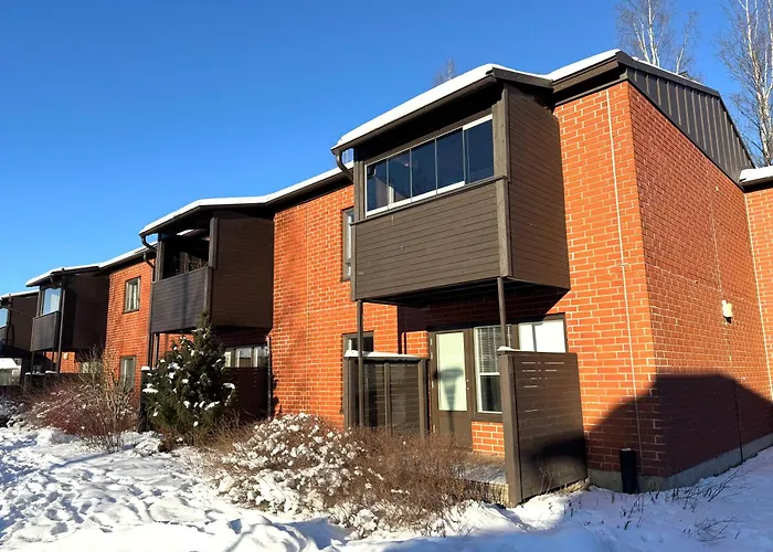 Only 9 Mins From The Airport 74,5 M2 With Free Parking & Beds For 7 * هلسنكي